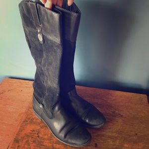 Gentle used black riding boots
